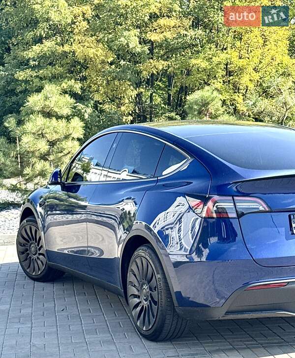 Tesla-4