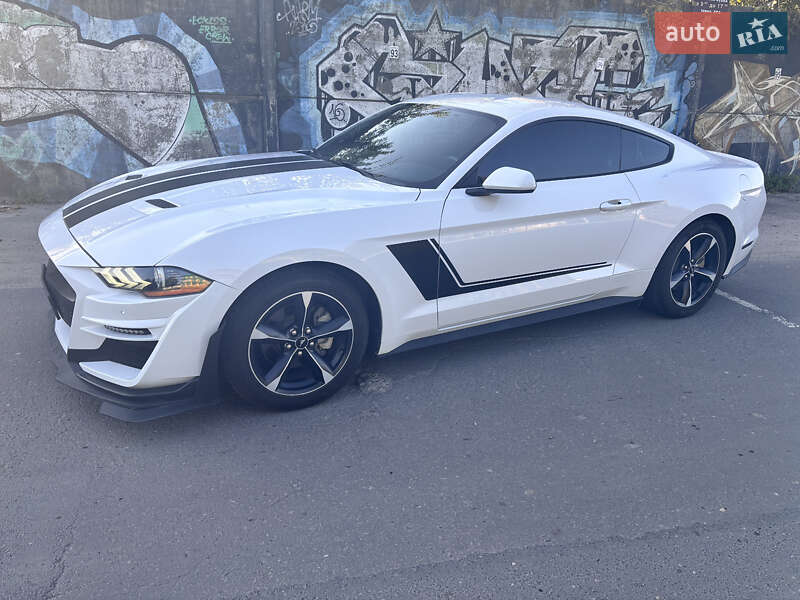 Ford Mustang 2019