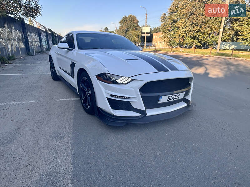 Ford Mustang 2019