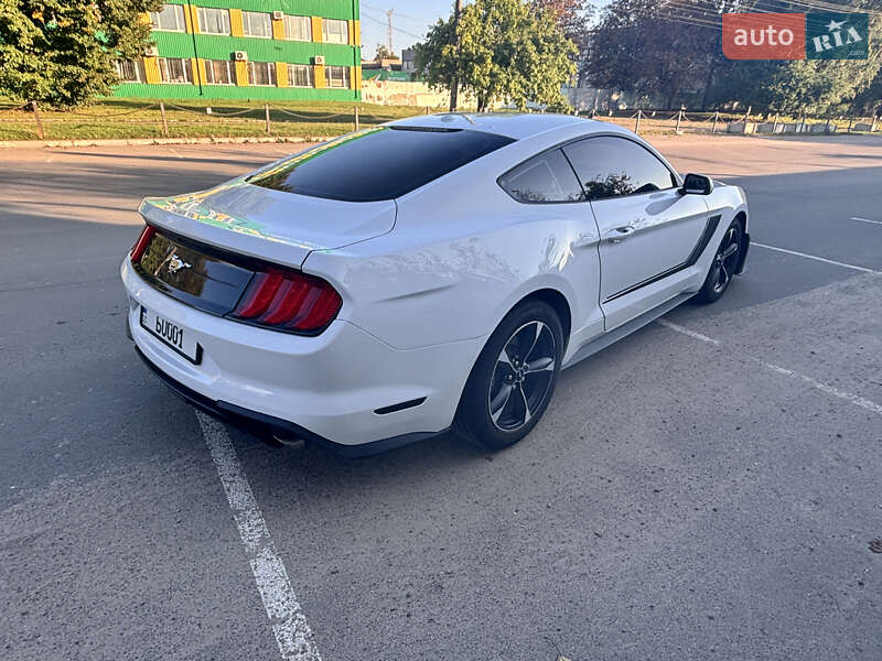 Ford Mustang 2019