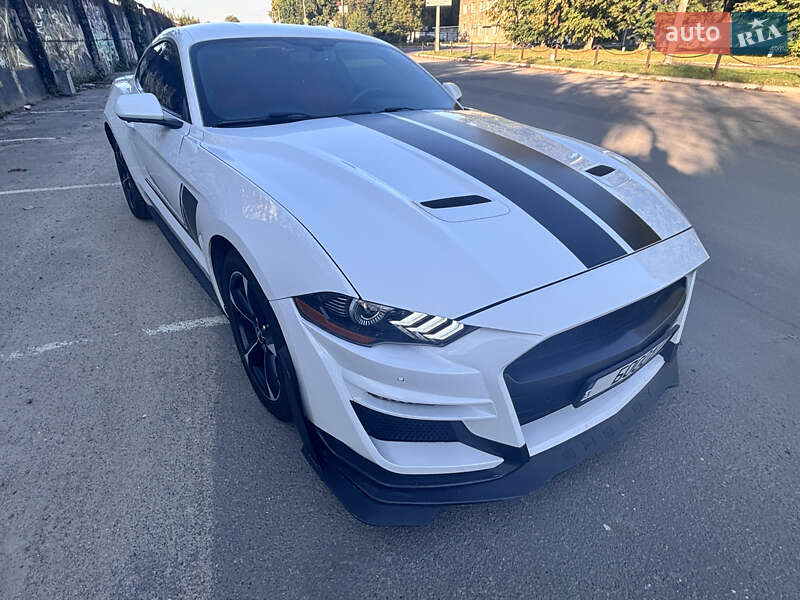 Ford Mustang 2019