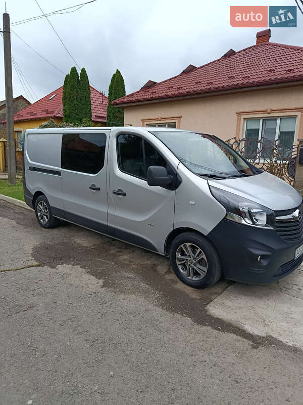 Opel Vivaro 2017