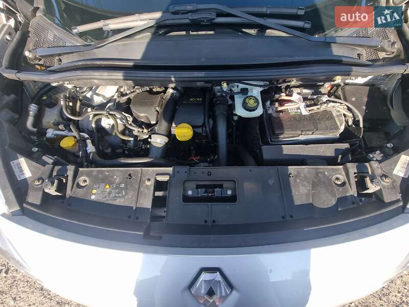 Renault Grand Scenic 2012