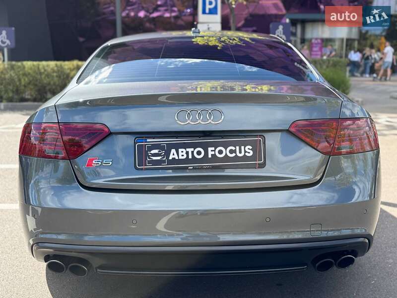 Audi S5 2015