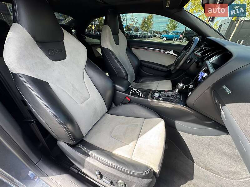 Audi S5 2015