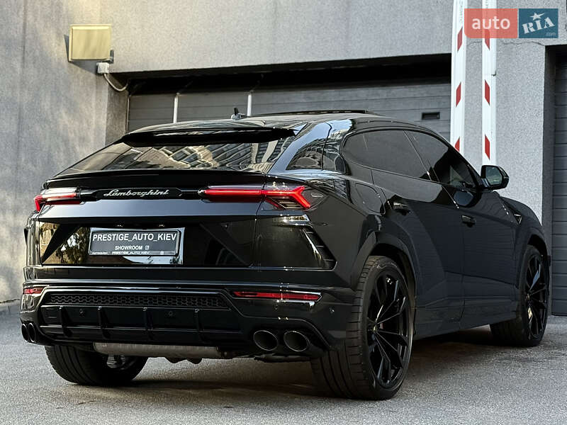 Lamborghini Urus 2020