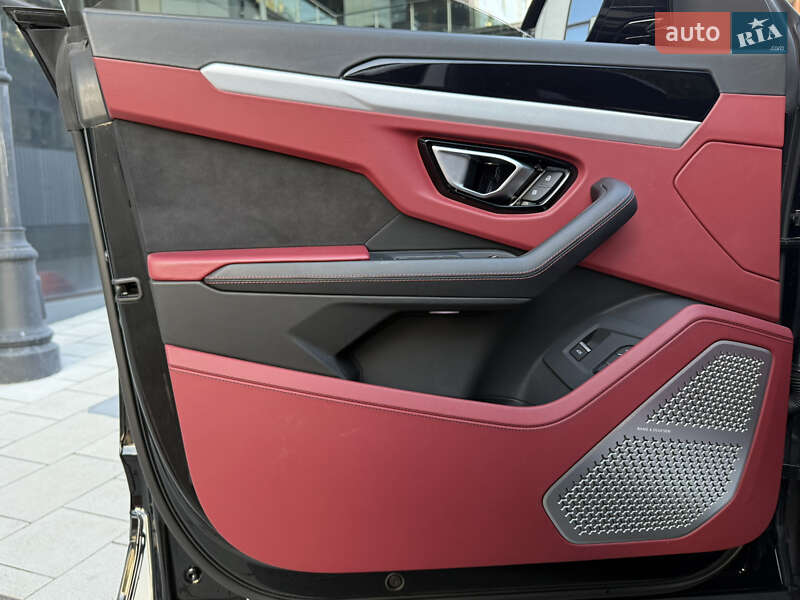 Lamborghini Urus 2020