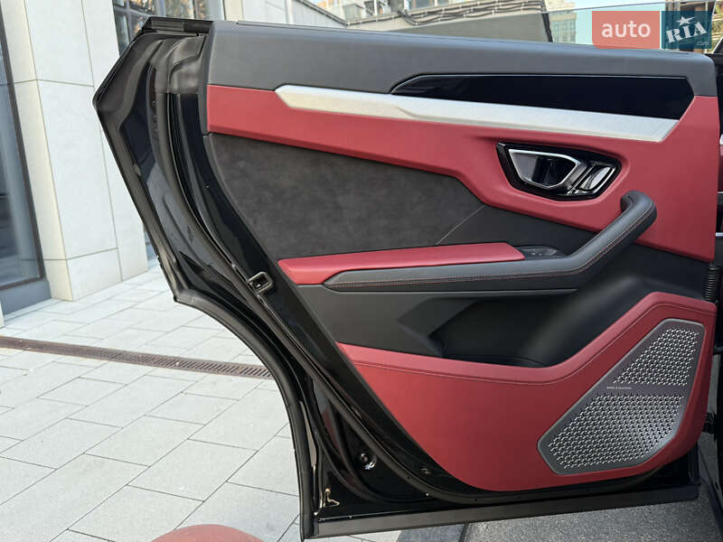 Lamborghini Urus 2020