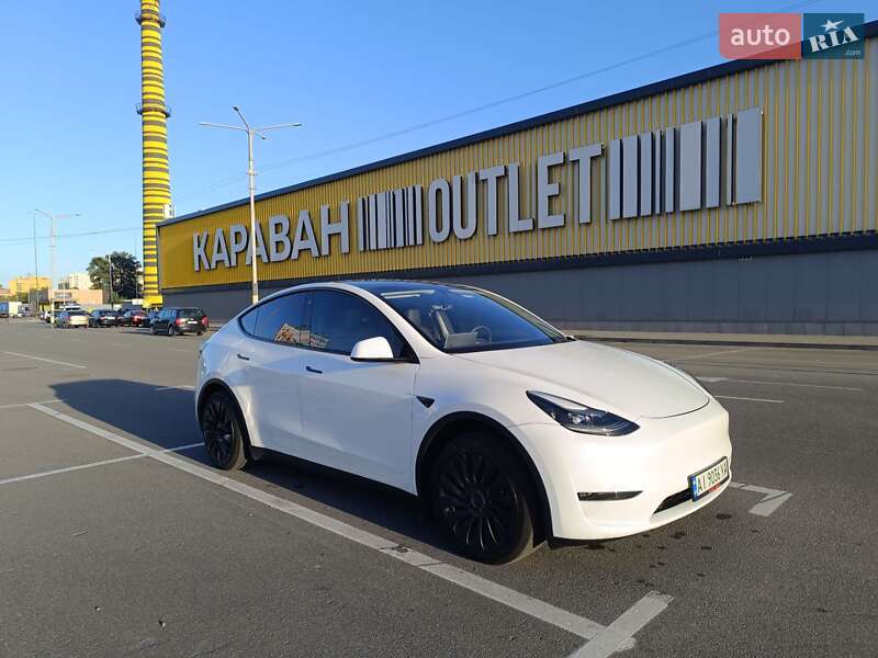 Tesla-8