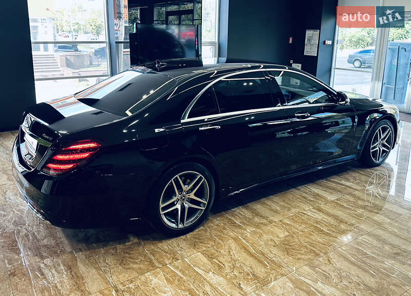 Mercedes-Benz-59