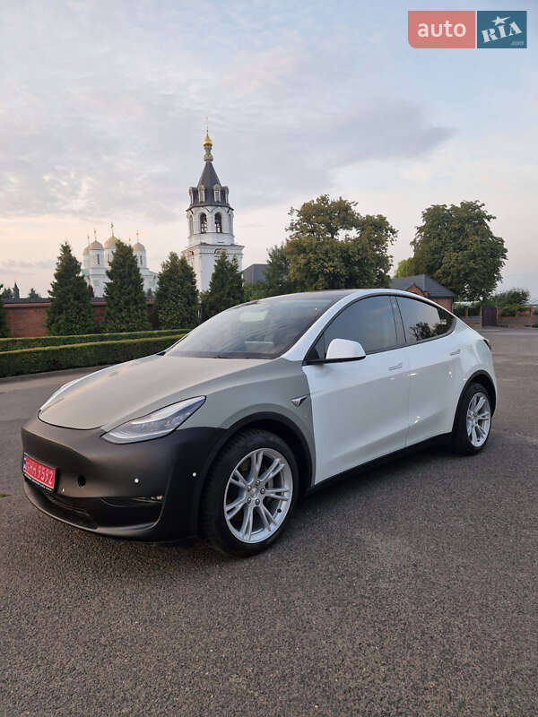 Tesla-3