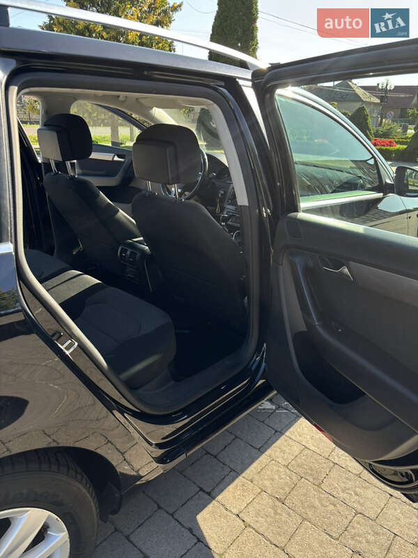 Volkswagen Passat 2011