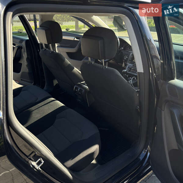 Volkswagen Passat 2011