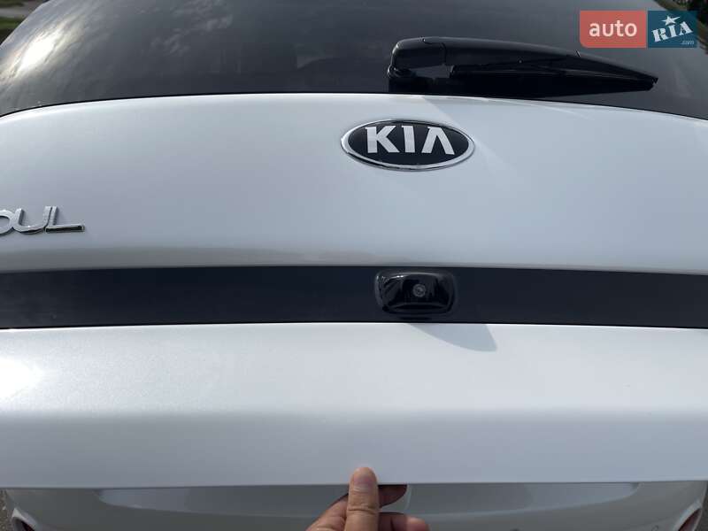Kia Soul EV 2014