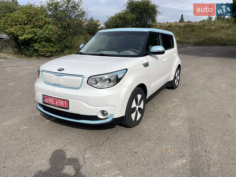 Kia Soul EV 2014