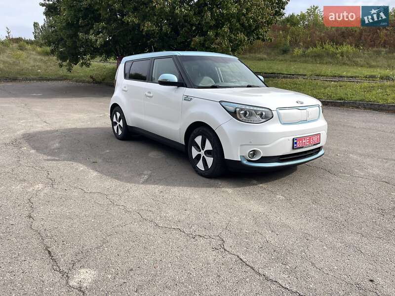 Kia Soul EV 2014