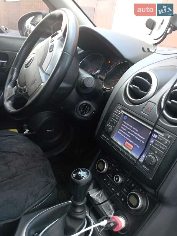 Nissan Qashqai 2010