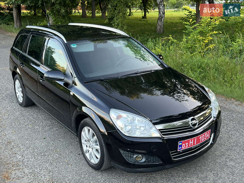 Opel Astra 2008