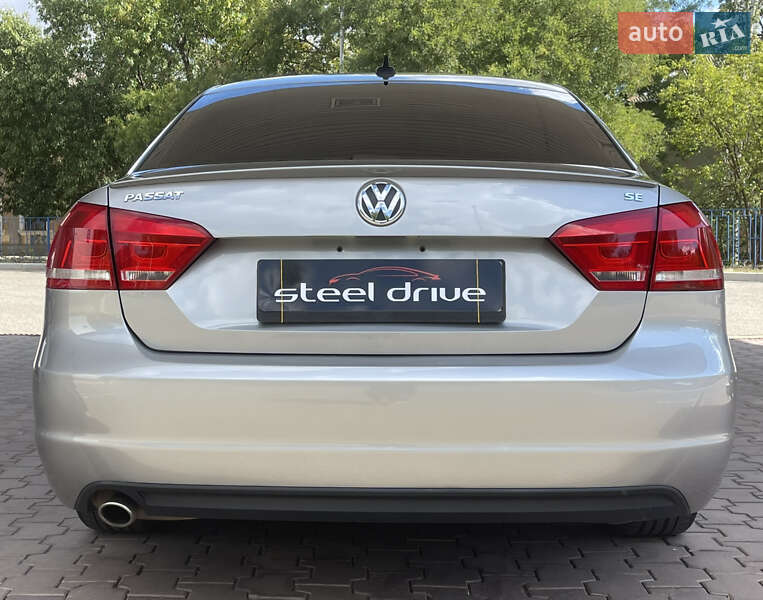 Volkswagen Passat 2011