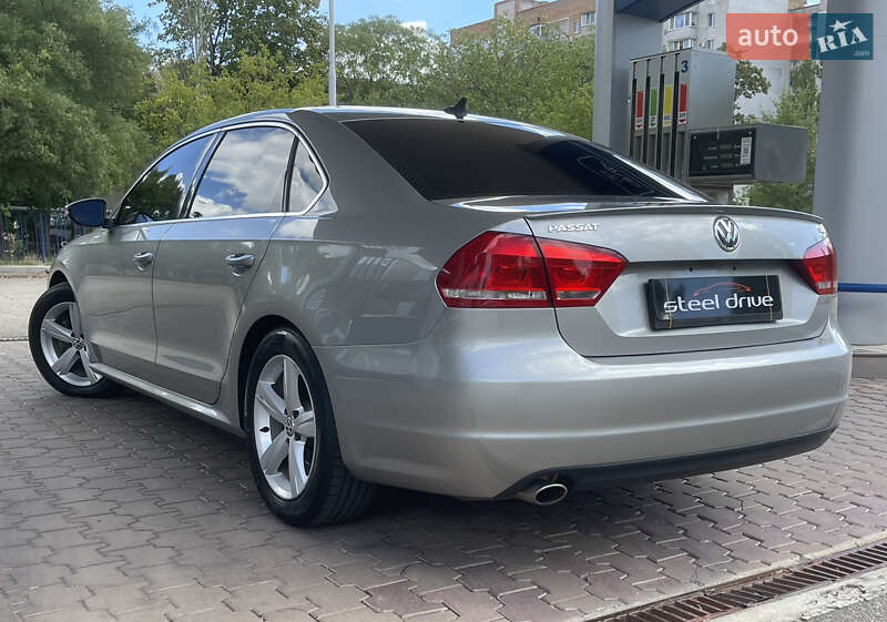 Volkswagen Passat 2011