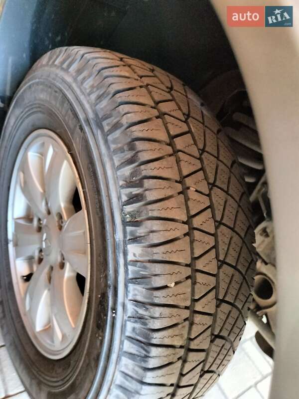 Mitsubishi L 200 2012