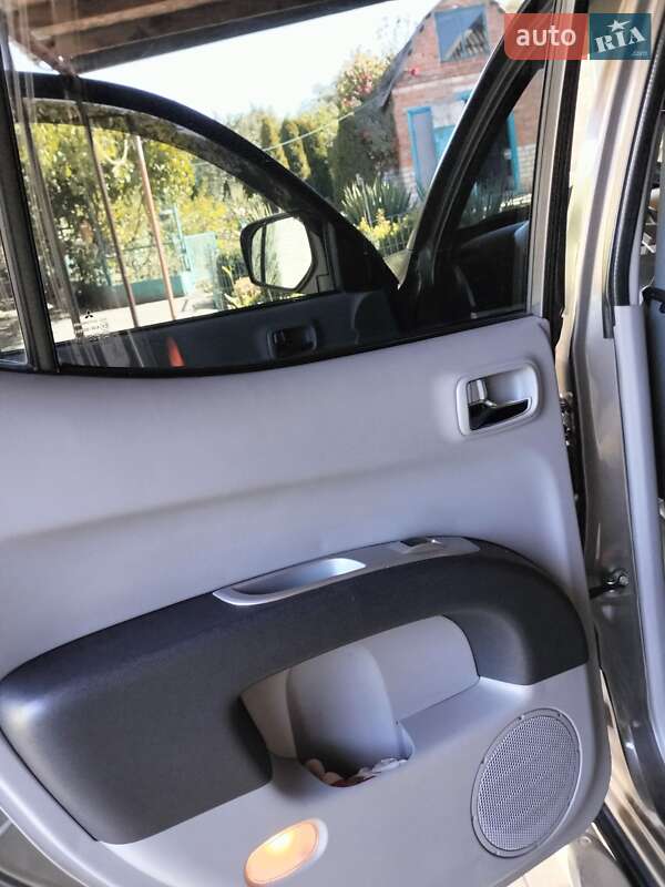 Mitsubishi L 200 2012