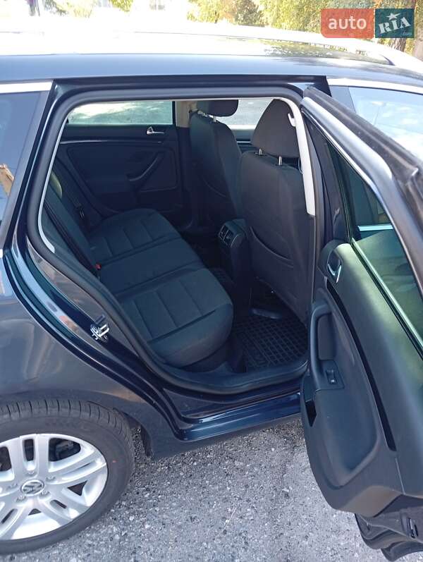 Volkswagen Golf 2010