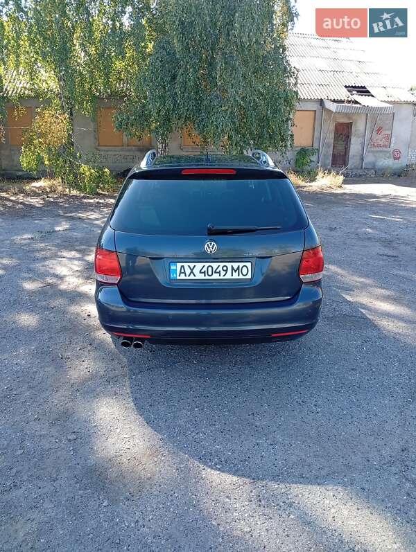 Volkswagen Golf 2010