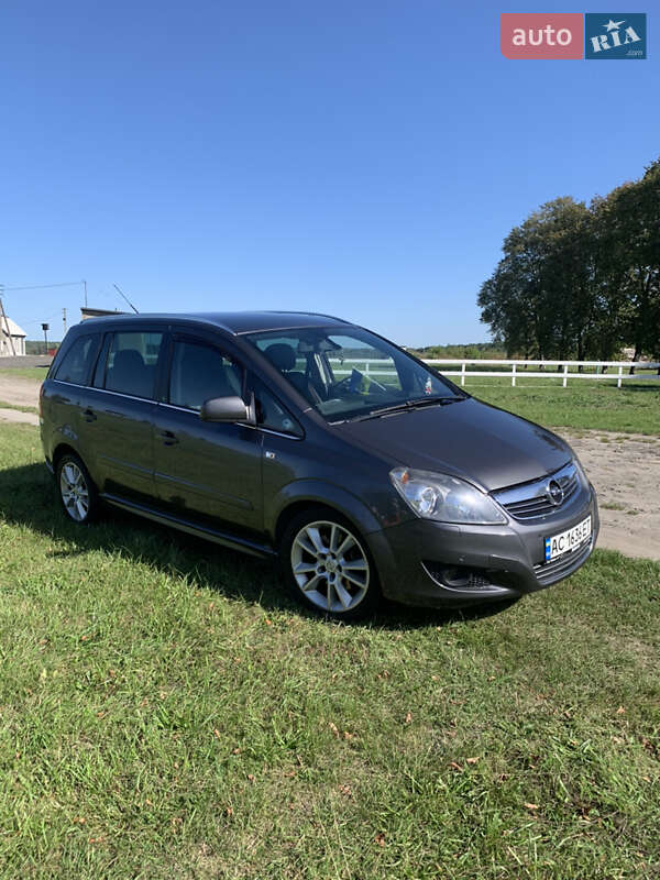 Opel Zafira 2009