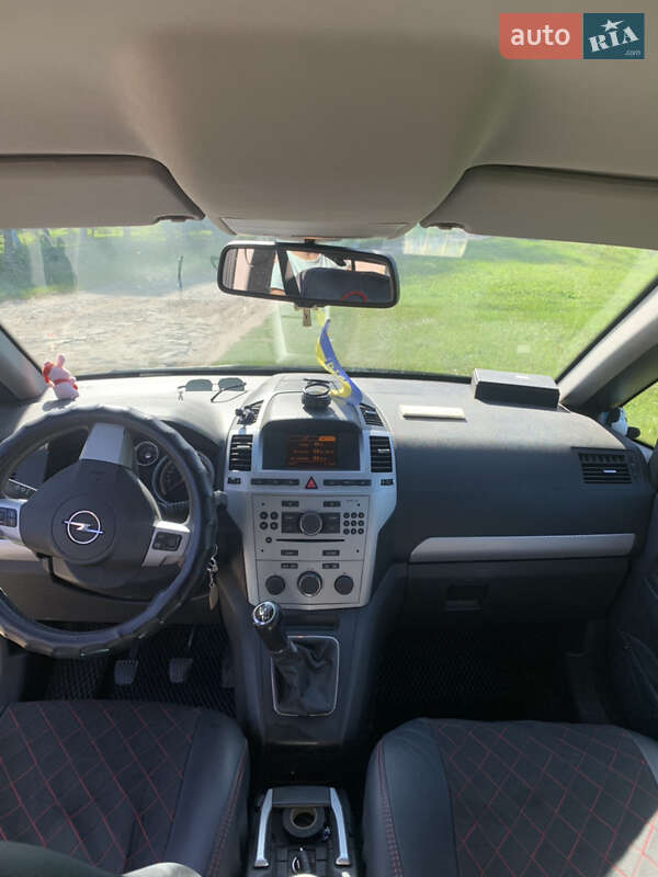 Opel Zafira 2009