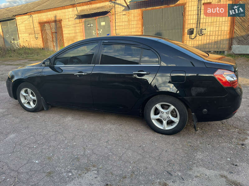 Geely Emgrand 7 (EC7) 2013