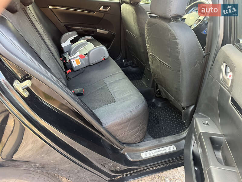 Geely Emgrand 7 (EC7) 2013