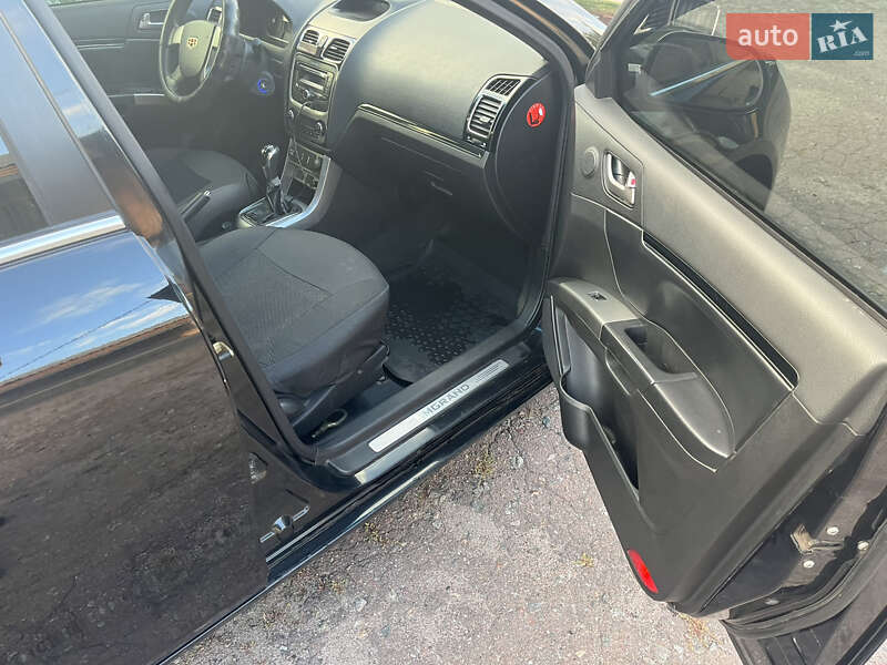 Geely Emgrand 7 (EC7) 2013