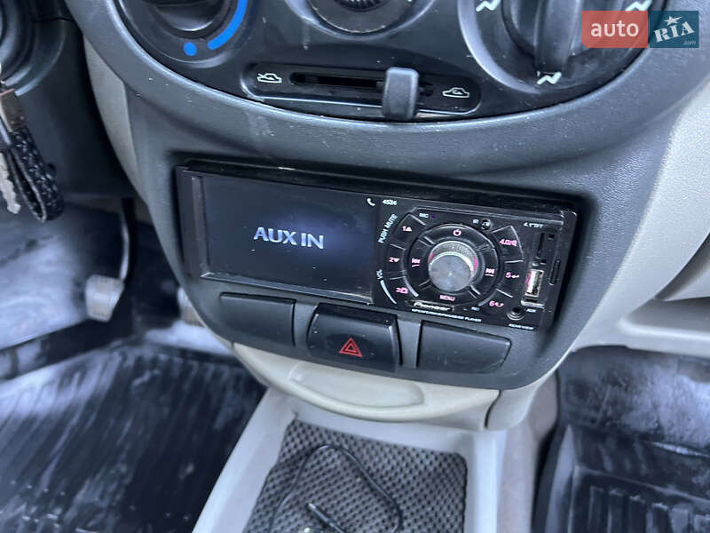 ВАЗ / Lada 1119 Калина 2008