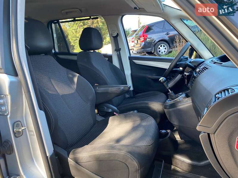 Citroen C4 Picasso 2010