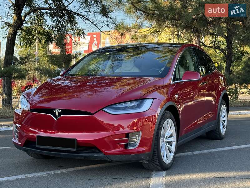 Tesla Model X 2018