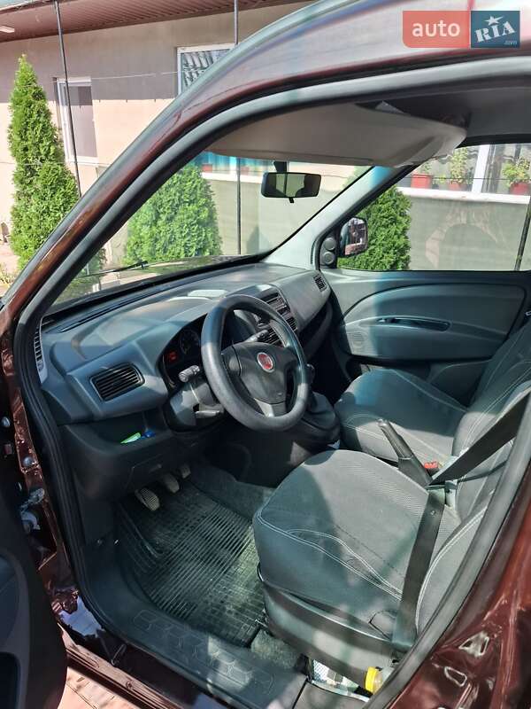 Fiat Doblo 2012