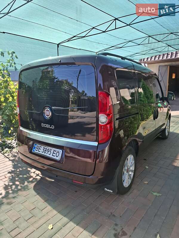 Fiat Doblo 2012