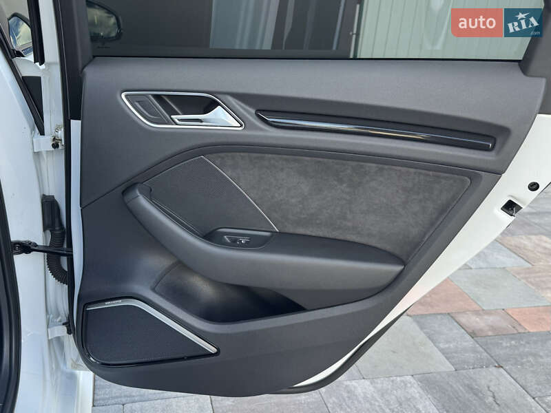 Audi RS3 Sportback 2016