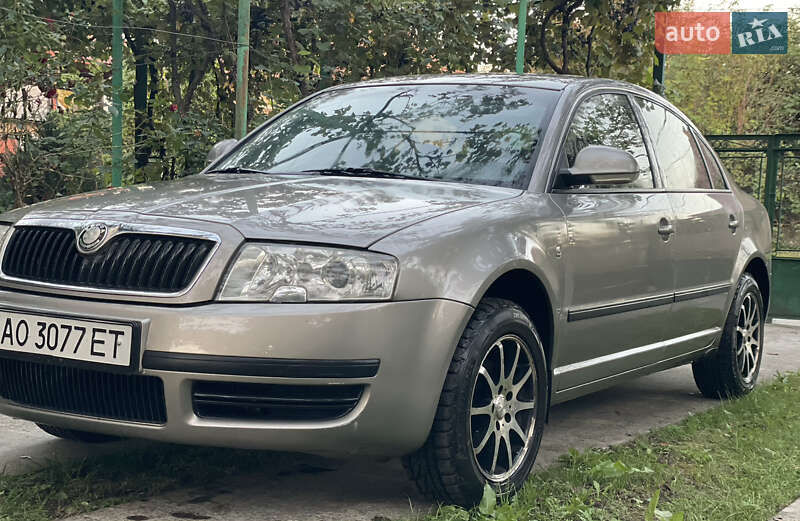 Skoda Superb 2008