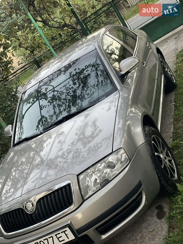 Skoda Superb 2008