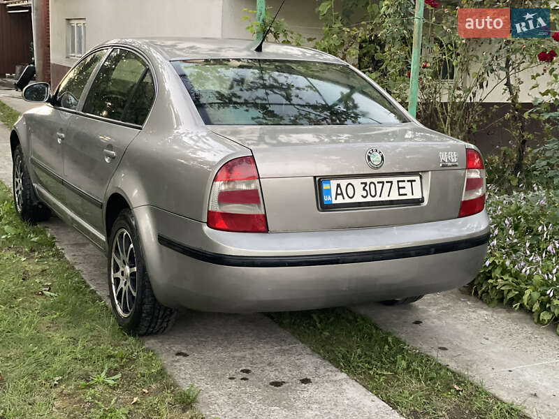 Skoda Superb 2008