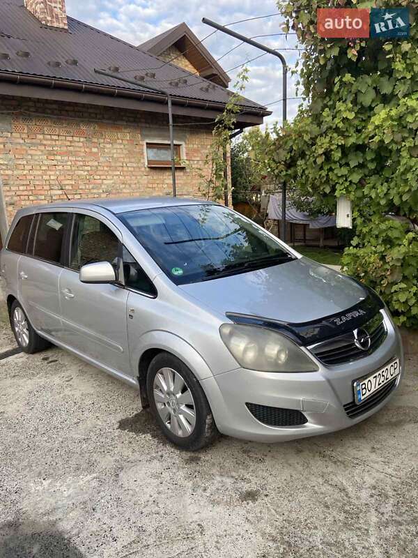 Opel Zafira 2010