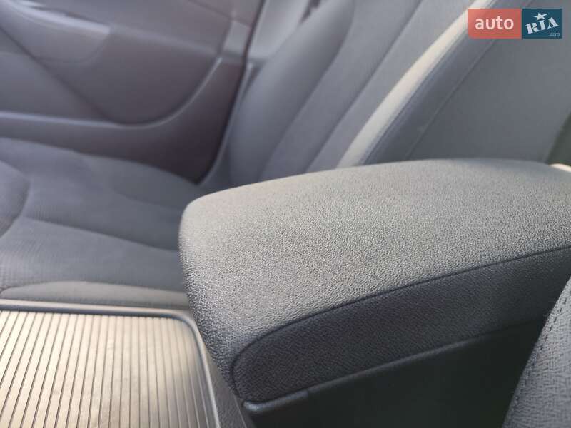 Volkswagen Passat 2009