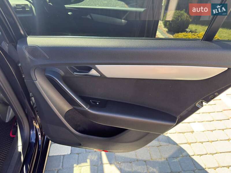 Volkswagen Passat 2012