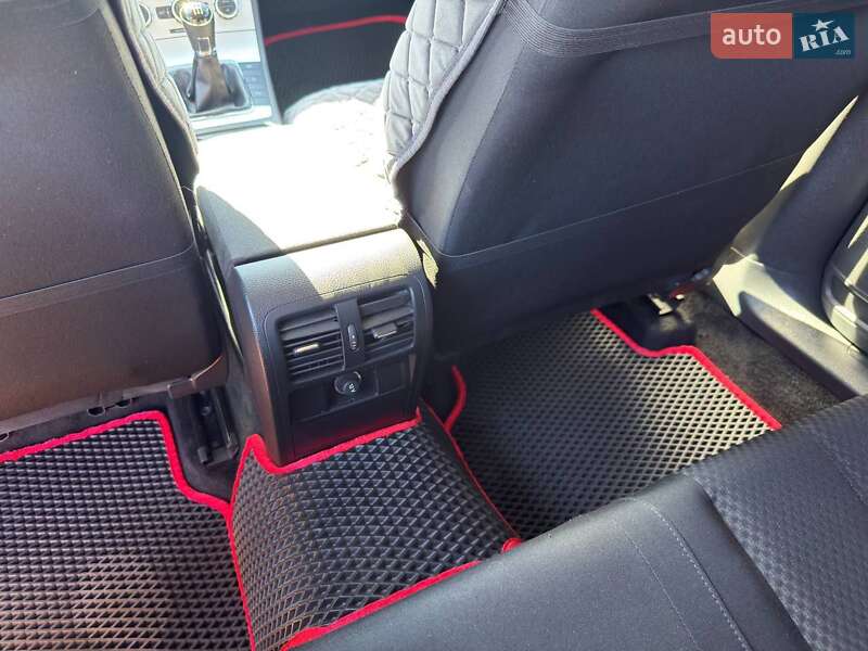 Volkswagen Passat 2012