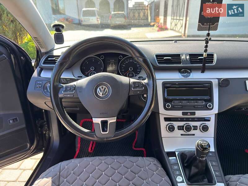 Volkswagen Passat 2012