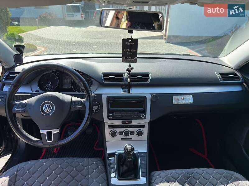 Volkswagen Passat 2012