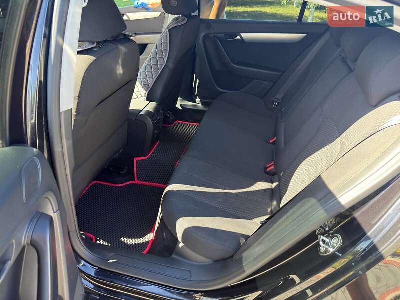 Volkswagen Passat 2012