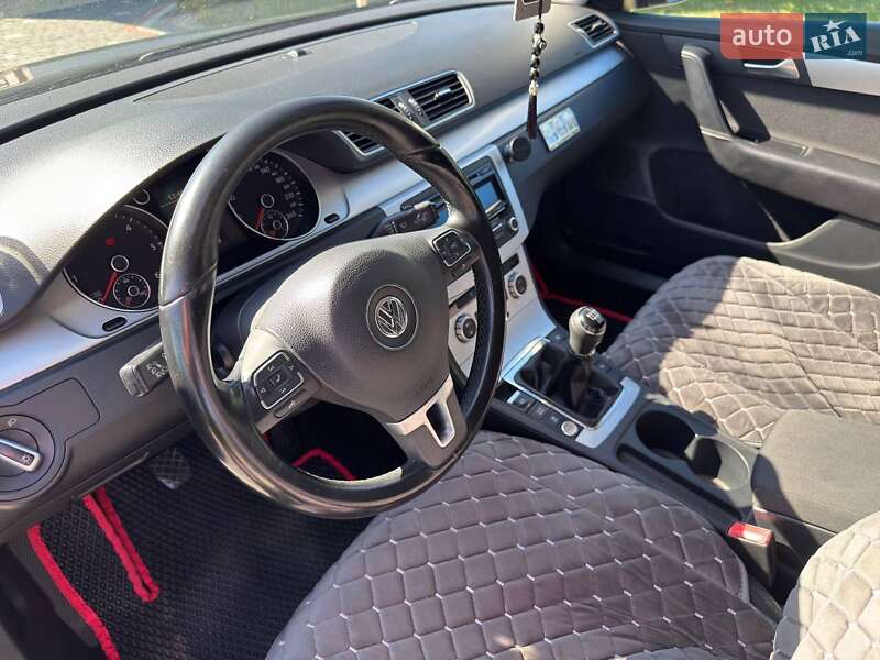 Volkswagen Passat 2012